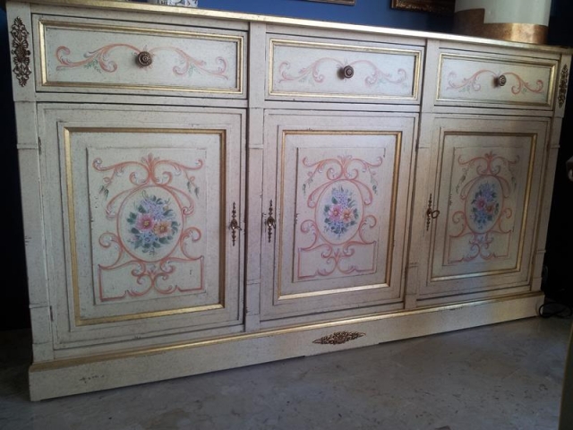 CREDENZA DECORATA 3 ANTE _1