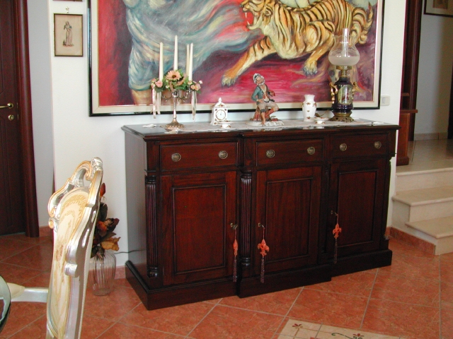 CREDENZA