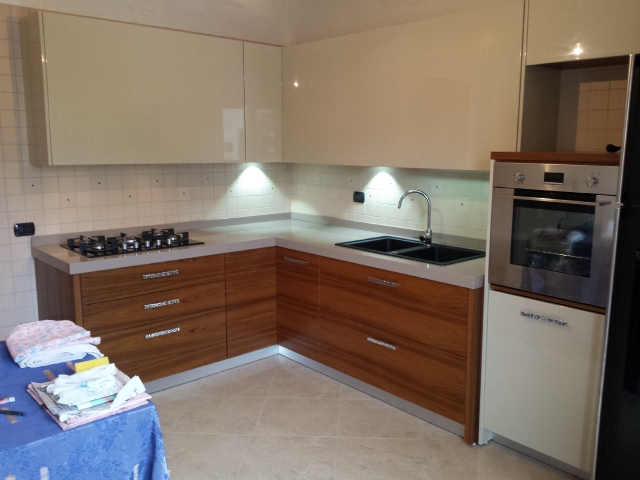 Cucina teak angolare_3